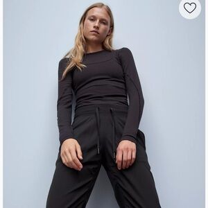 Lululemon dance studio pant size 4